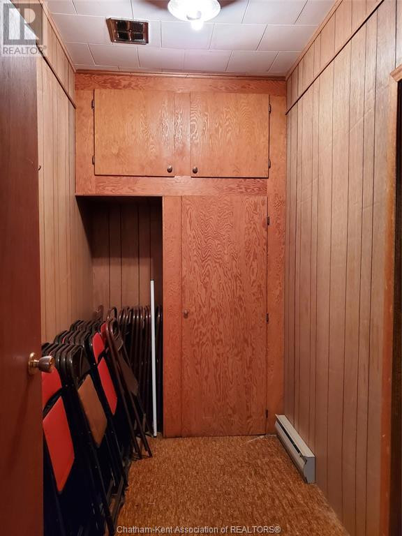 144 Elizabeth STREET Thamesville, Ontario Houses for Sale Chatham