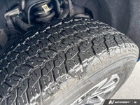 Adventure awaits with this 2022 Chevrolet Colorado Z71, dressed in a head-turning Bright Blue Metall... (image 9)