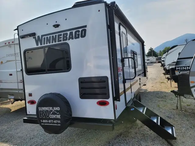 2025 Winnebago M-Series 2326RK in Travel Trailers & Campers in Penticton - Image 5