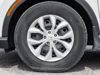 Discover modern versatility and everyday confidence with the 2024 Honda CR-V LX-B. Finished in a bol... (image 3)