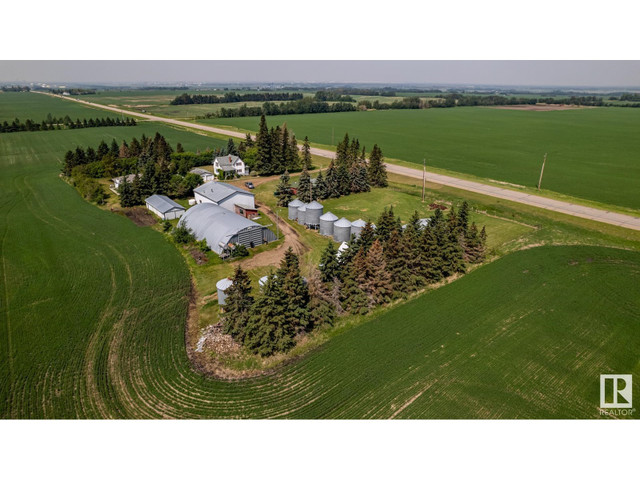 20469 HWY 15 Rural Strathcona County, Alberta in Houses for Sale in Strathcona County - Image 3