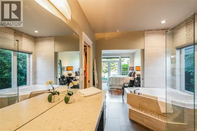 3172 Royal Vista Way Courtenay, British Columbia in Houses for Sale in Comox / Courtenay / Cumberland - Image 35