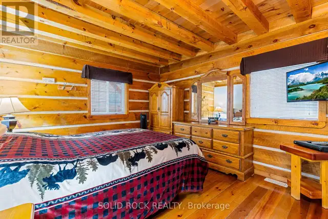 261 LACOURSE LANE Lanark Highlands, Ontario in Houses for Sale in Ottawa - Image 24