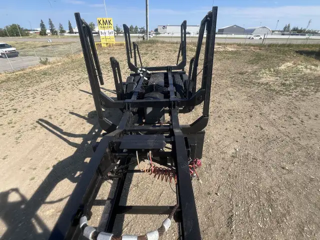 2015 BWS Super B Log Trailer 6 Bunks Tandem Lead and Pup in Heavy Equipment in Barrie - Image 22