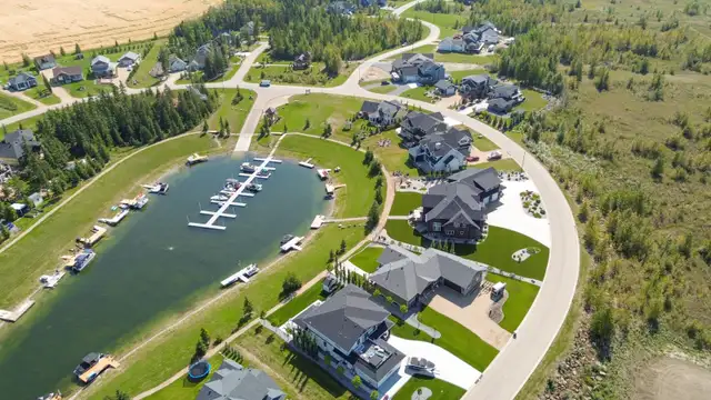 Lake Front 4 bed, 4 bath House on Gull Lake! 1/3 acre on Beach!63735894132355124