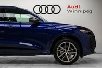 This Audi Q5 delivers a Intercooled Turbo Gas/Electric I-4 2.0 L/121 engine powering this Automatic... (image 4)