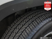 New Price! Odometer is 7087 kilometers below market average! White 2024 GMC Terrain SLE AWD 9-Speed... (image 9)