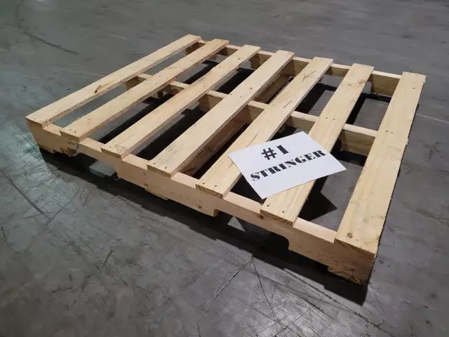 DRY PALLETS stored indoors PLASTIC and WOOD SKIDS pallet skid in Other in Mississauga / Peel Region - Image 9