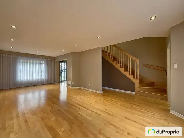 $915,000 - 2 Storey for sale in Longueuil (St-Hubert) in Houses for Sale in Longueuil / South Shore - Image 5