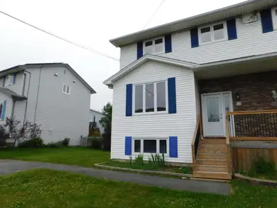 Great Dartmouth Semi/3bed/1.5bath - VIDEO TOUR!