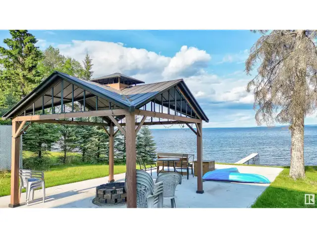 2202 28 ST Cold Lake, Alberta in Houses for Sale in Edmonton - Image 6