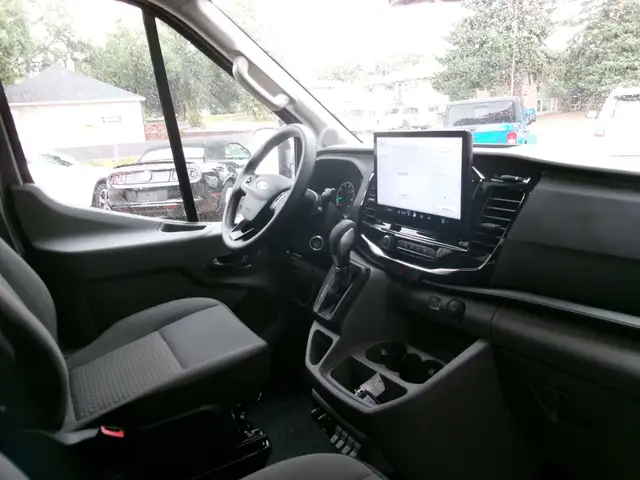 2025 Ford Transit Passenger Wagon 15 Passenger, Mid Roof, AWD, L in Cars & Trucks in Swift Current - Image 35