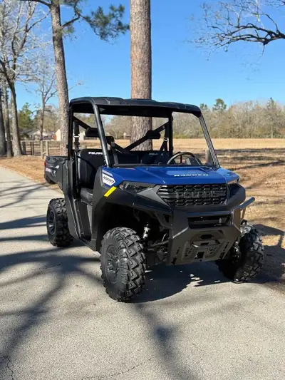 APPLY NOW: https://www.ridecollective.ca/get-pre-approved 2023 POLARIS RANGER 1000 EPS PREMIUM • 100...