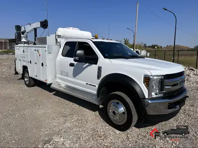Countryside Fleet 2018 Ford F550 Extended Cab 4x4 Service Truck + 6.7L PowerStroke Diesel + 4x4 W/ A...