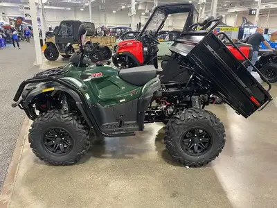 CALL JAMIE 437 882-19532 YEARS WARRANTY PLUS FREIGHT AND PDI CALL JAMIE 437 882-1953 SPECS 561 CC EN...