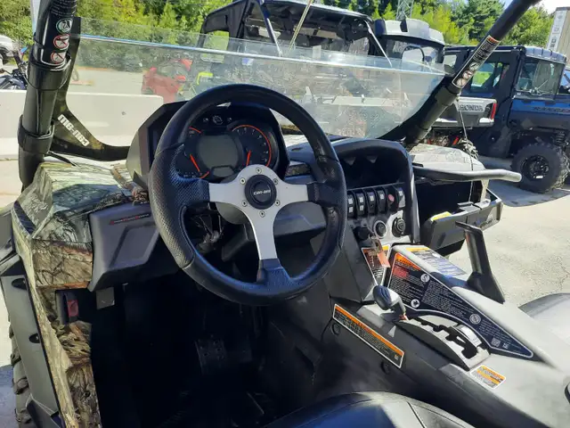 2019 Can-Am Commander XT 1000 R Low Kms in ATVs in Bridgewater - Image 7
