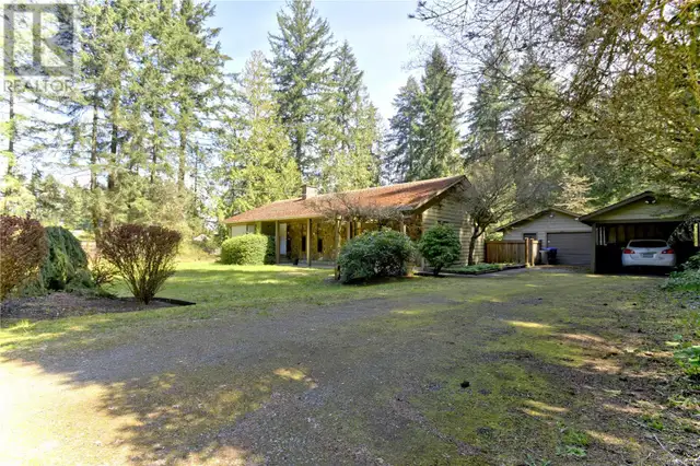 1048 Price Rd Errington, British Columbia in Houses for Sale in Parksville / Qualicum Beach - Image 2