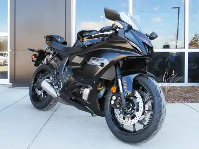 This 2025 Yamaha model is available to order. Contact one of our Sales Specialists for more details....