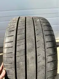 IF U SEE THE AD TIRE STILL FOR SALE 1 x 295/30/19 MICHELIN pilot Super sport Zp tire 90 % tread left...