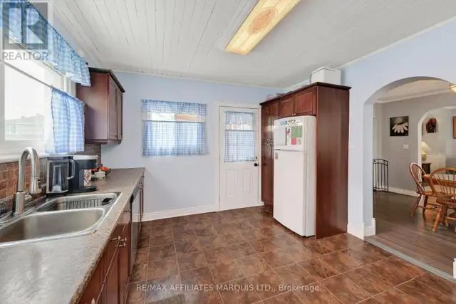 335 FIFTH STREET E Cornwall, Ontario in Houses for Sale in Cornwall - Image 7