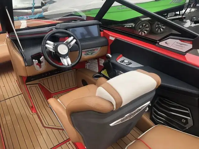 2021 Nautique Super Air Nautique G23 in Powerboats & Motorboats in St. Albert - Image 7