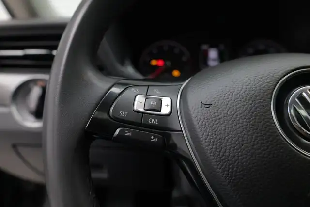 2021 Volkswagen Passat Highline5058298987734732817