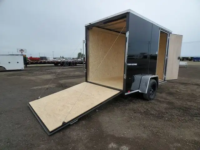2025 Formula Trailers 6x10ft Enclosed Cargo in Cargo & Utility Trailers in Edmonton - Image 8