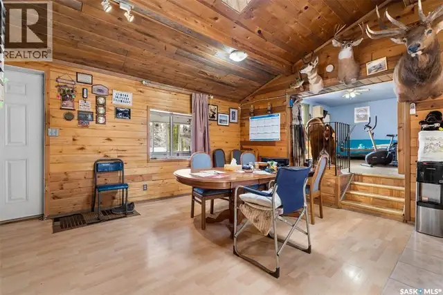 12 Lakeview DRIVE Northern Admin District, Saskatchewan in Houses for Sale in Meadow Lake - Image 8