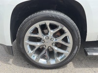 Double L Motors Ltd. FOR SALE: 2020 GMC Yukon Denali XL 4WD Luxury. Power. Space. Ready for Every Ad... (image 6)