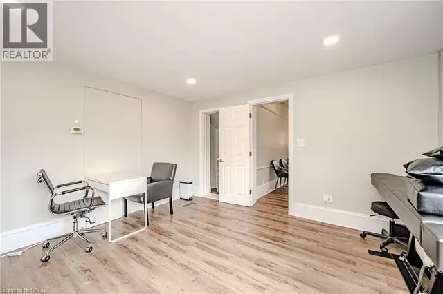 492 LOCUST Street Unit# 1 Burlington, Ontario in Commercial & Office Space for Rent in Oakville / Halton Region - Image 14