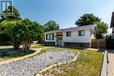 Welcome to your new home, perfectly situated close to the Medicine Hat College, serene walking trail...