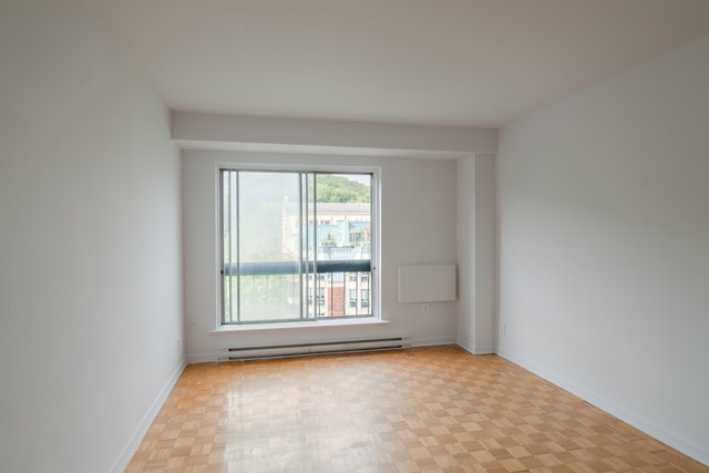 1 Cote-Sainte-Catherine — photo 1