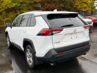 XLE|AWD|Sunroof|CarPlay 2022 Toyota RAV4 XLE XLE|AWD|Sunroof|CarPlay Blizzard Pearl 2.5L 4-Cylinder... (image 5)