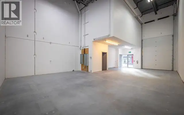 103A 38926 MID WAY Squamish, British Columbia in Commercial & Office Space for Rent in Prince Rupert - Image 9