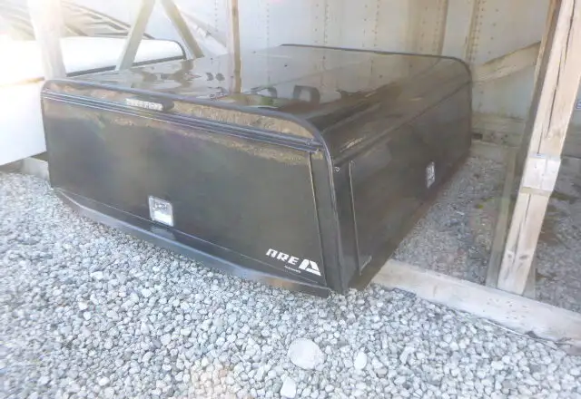 2015 - 2020 Ford F150 6'6 Black ARE Contractor Truck Cap in Other Parts & Accessories in Kitchener / Waterloo - Image 2