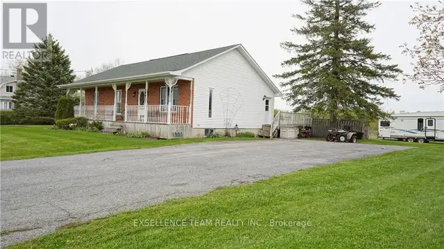 19100 KENYON CONC RD 7 ROAD North Glengarry, Ontario in Land for Sale in Ottawa - Image 5