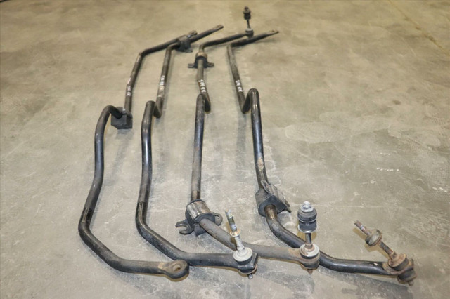 JDM 1994-1998 Nissan Silvia S14 Rear Stabilizer Sway Bar SR20DET dans Transmission et train roulant  à Ville de Montréal - Image 3