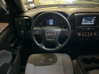 Anti-Lock Brakes;Driver Air Bag;Passenger Air Bag;Side Air Bag;Traction Control;Power Windows;Air Co... (image 9)