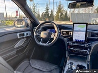 Experience exhilarating performance and sophisticated style in this striking 2024 Ford Explorer ST.... (image 8)