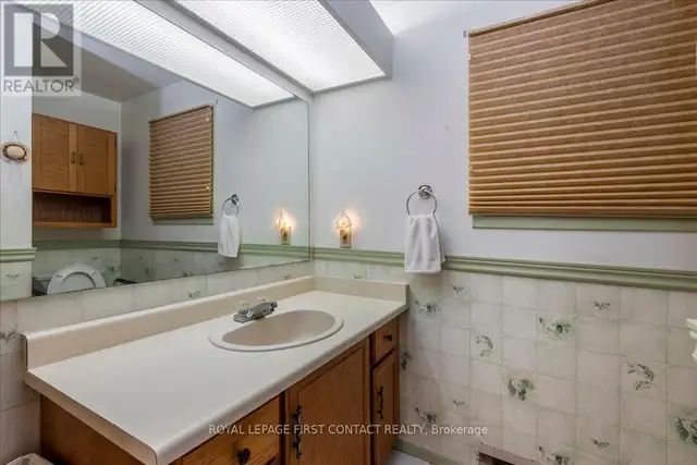 40 CORNER BROOK TRAIL Innisfil, Ontario in Houses for Sale in Barrie - Image 17