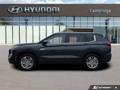 2025 Mitsubishi Outlander Plug-In Hybrid SE | NO ACCIDENTS EV, View more