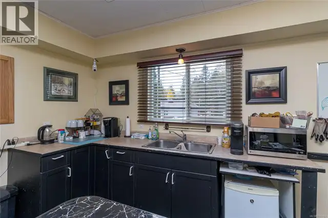 149 Cowichan Lake Rd Lake Cowichan, British Columbia in Houses for Sale in Victoria - Image 8