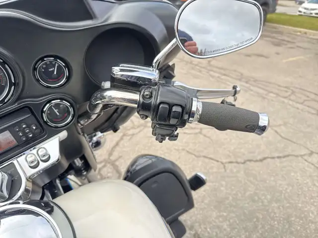 2012 Harley-Davidson Electra Glide Classic ~ ELECTRA GLIDE CLASS in Sport Touring in City of Toronto - Image 25