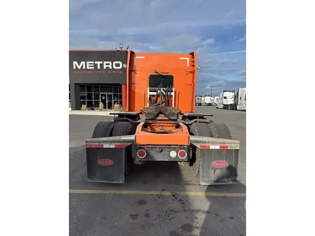 2023 Peterbilt 579 in Heavy Trucks in Hamilton - Image 4