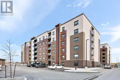 716 BROWNSTONE Unit# 508 Tecumseh, Ontario
