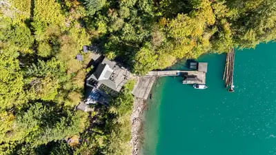 This crown land lease lot creates the perfect space, privacy and security for your Cascade Bay Estat...