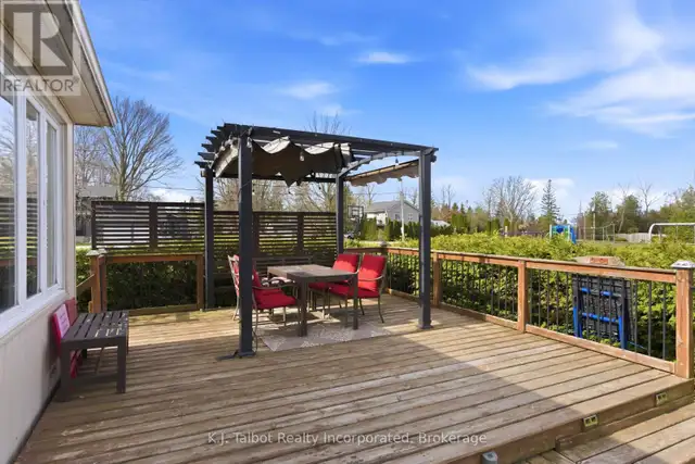 9 RAVINE PARK ROAD N Central Huron (Goderich), Ontario in Houses for Sale in Grand Bend - Image 11