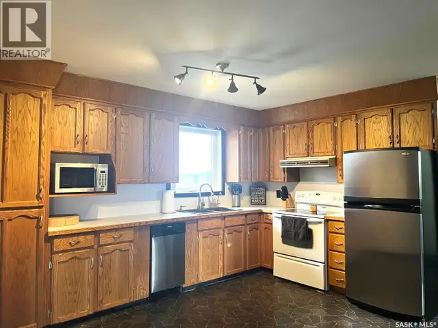 Kozmech Acreage Wallace Rm No. 243, Saskatchewan in Houses for Sale in Regina - Image 23