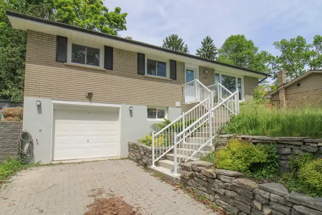 41 Beechwood Drive, Peterborough (Unit A) - All Utilities & Gara in Long Term Rentals in City of Toronto - Image 2