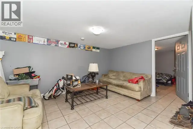 166 ELGIN Crescent Waterloo, Ontario in Long Term Rentals in Kitchener / Waterloo - Image 13